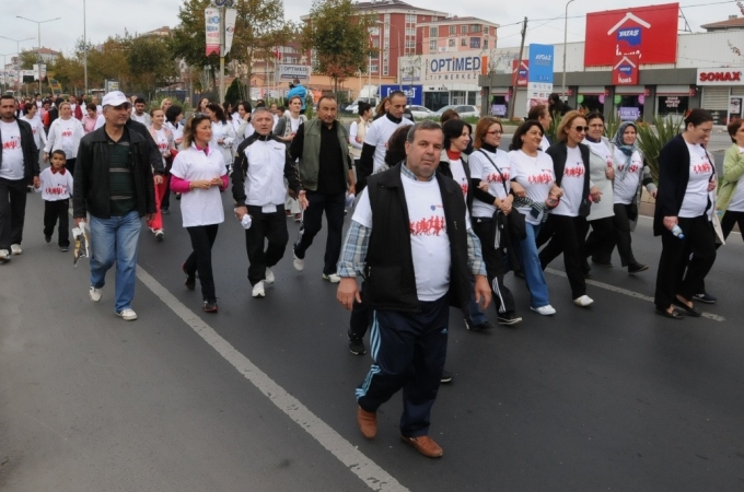 Çorlu'da Sağlıklı Yaşam Yürüyüşü Düzenlendi